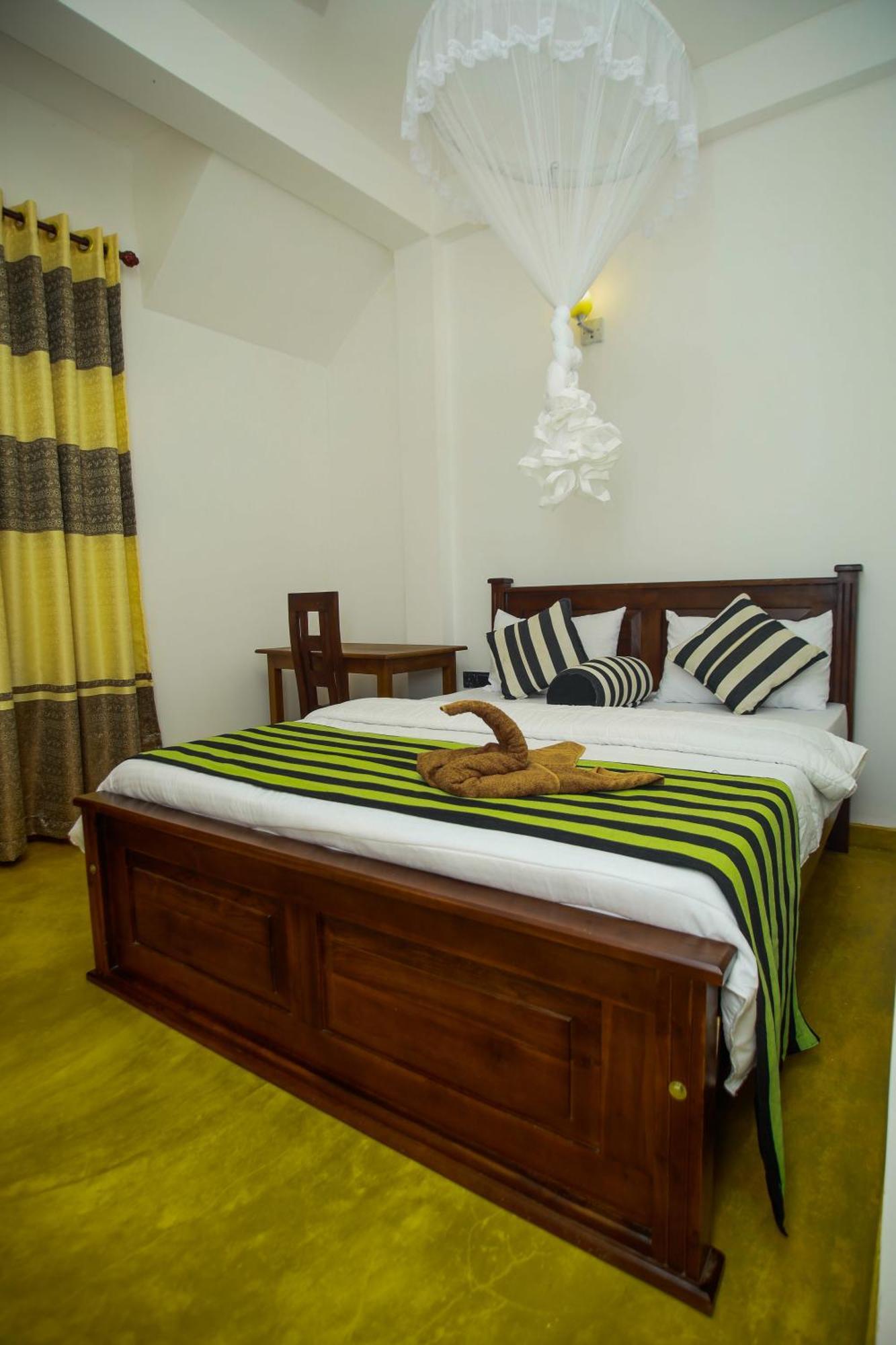 Dinaro Guest Hotel Ella Exterior photo