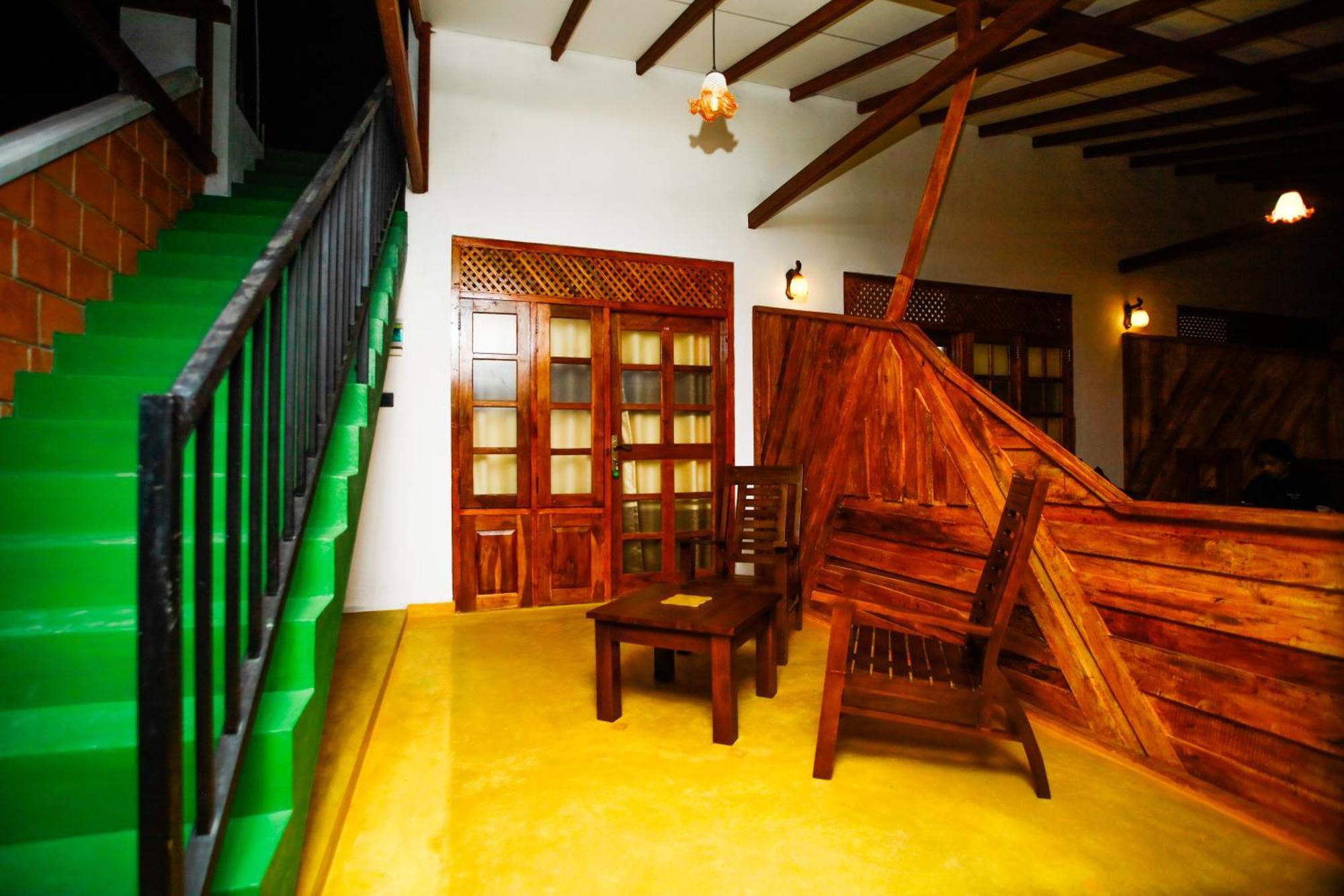 Dinaro Guest Hotel Ella Exterior photo