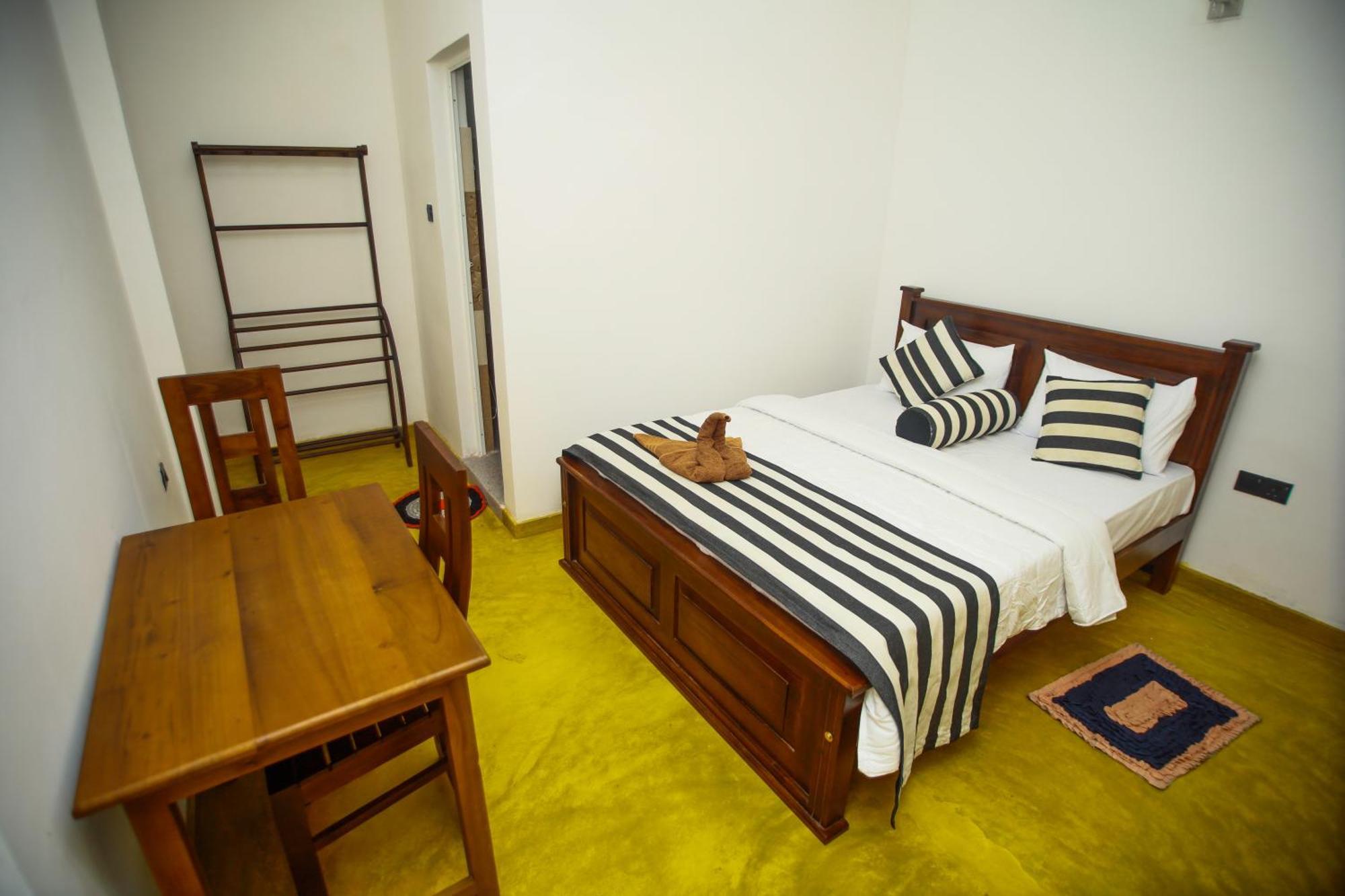 Dinaro Guest Hotel Ella Exterior photo