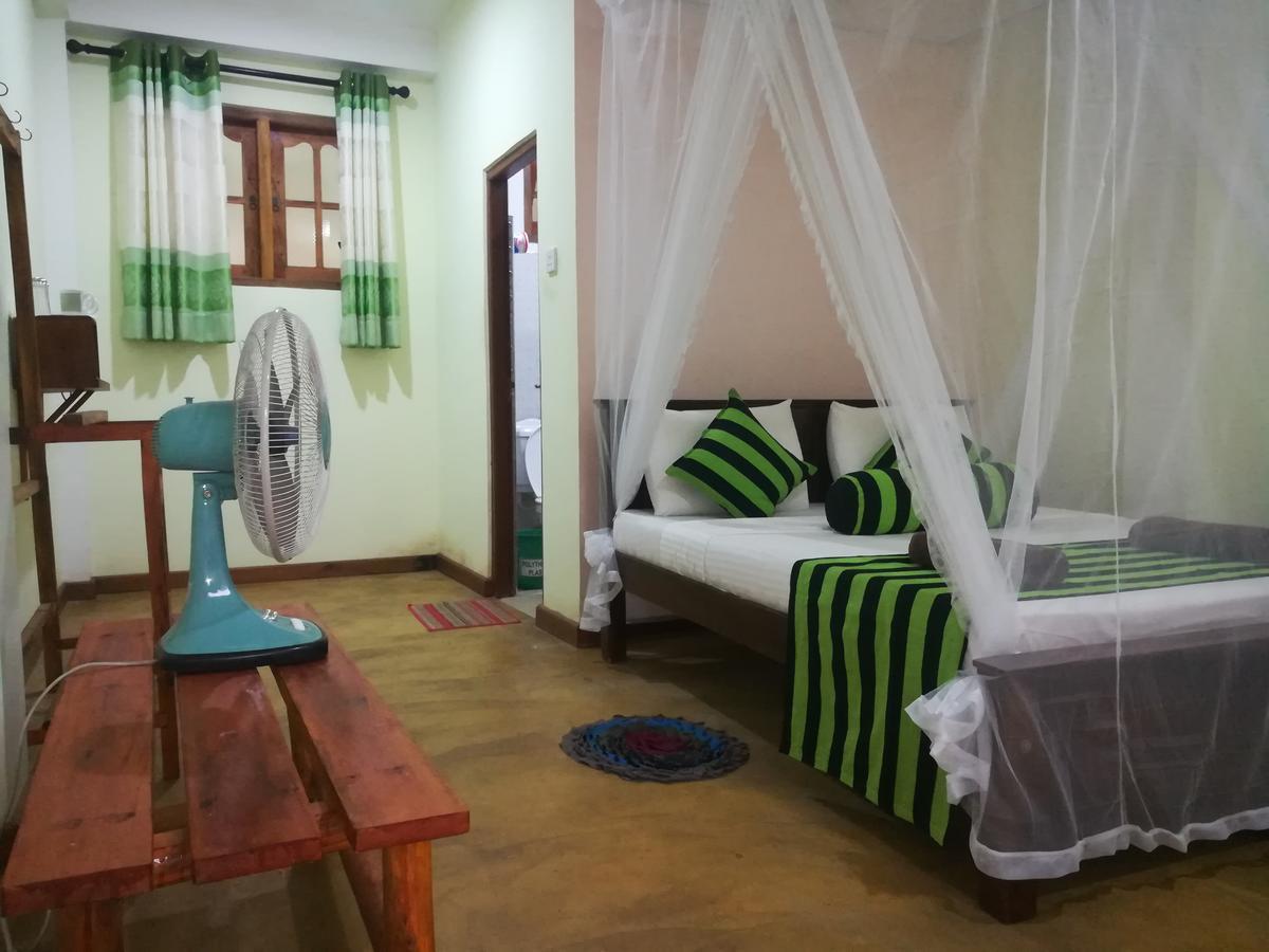 Dinaro Guest Hotel Ella Exterior photo