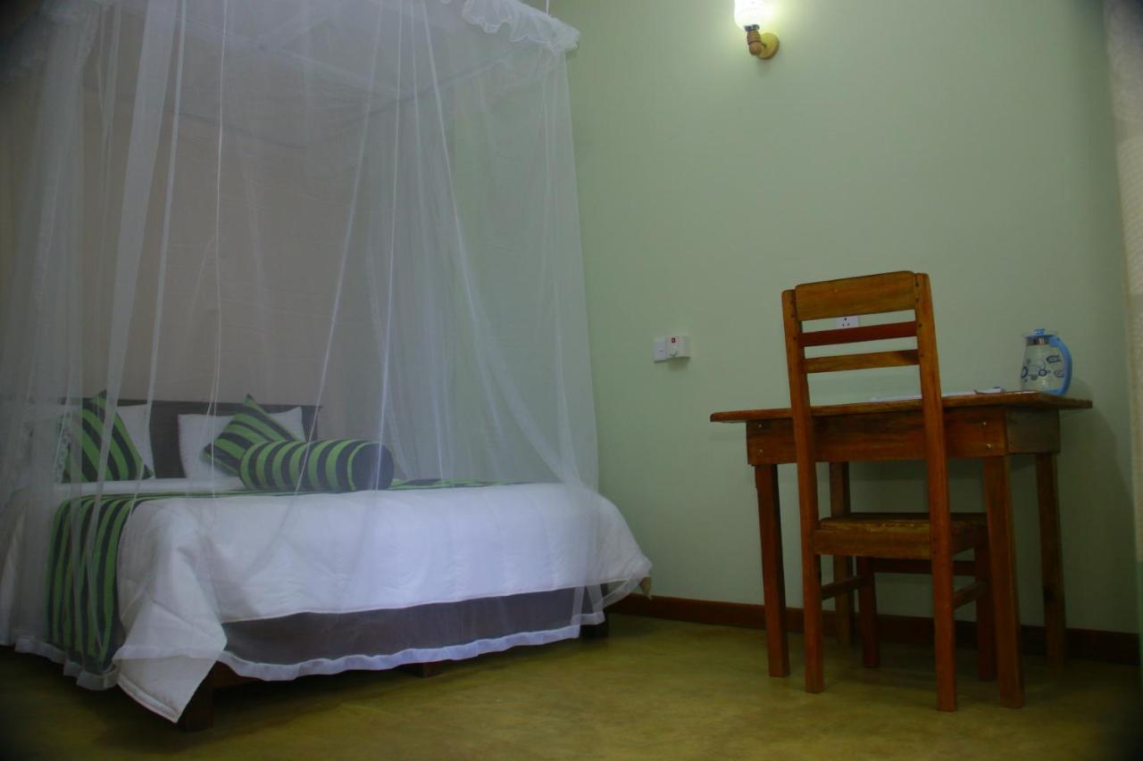 Dinaro Guest Hotel Ella Exterior photo